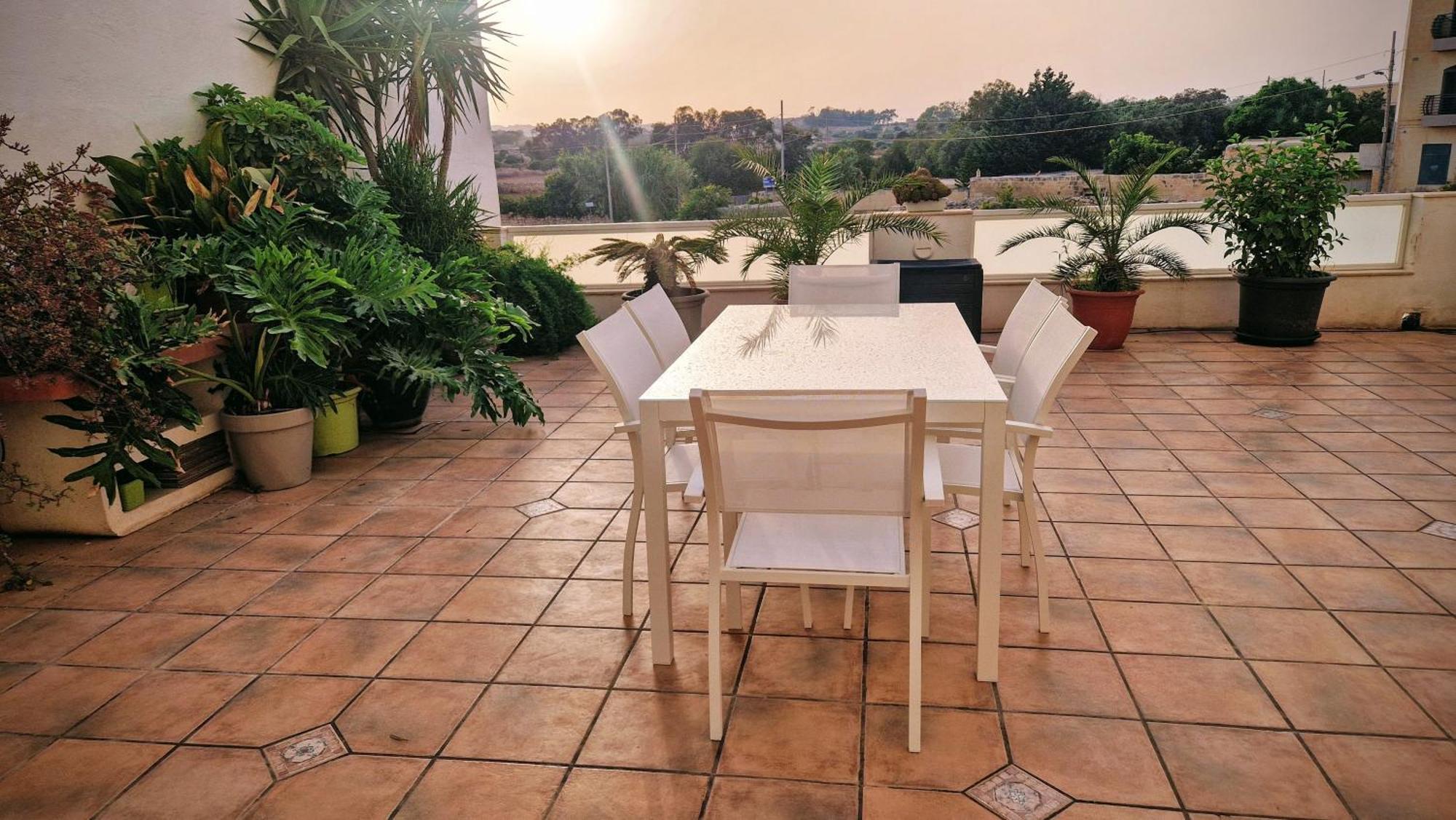 Carousel Apartments Qrendi Экстерьер фото