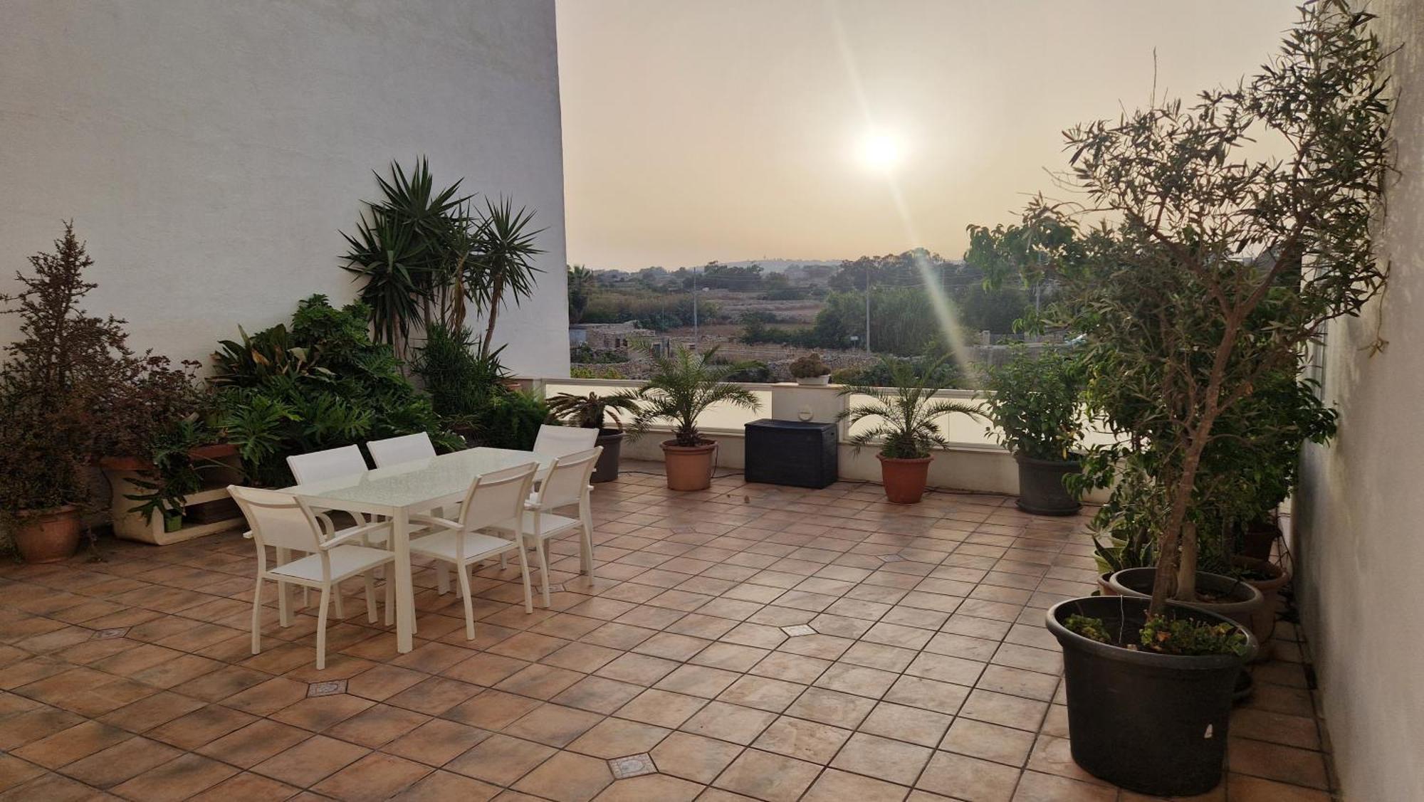 Carousel Apartments Qrendi Экстерьер фото