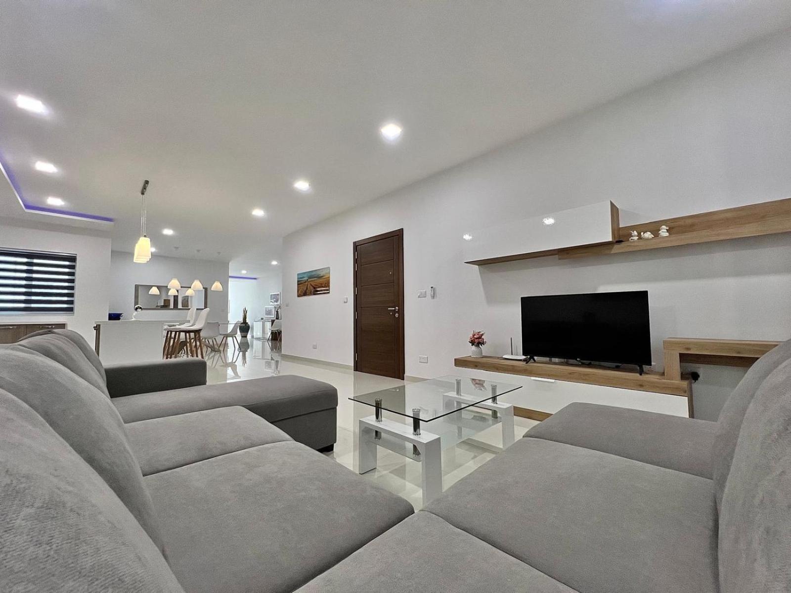 Carousel Apartments Qrendi Экстерьер фото
