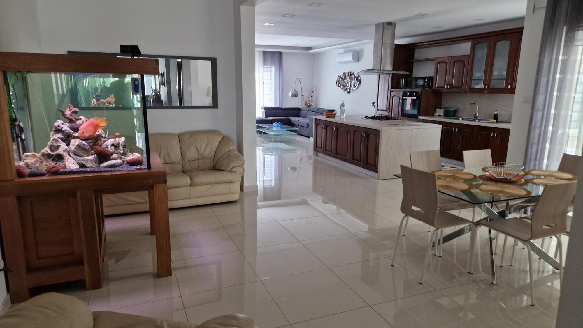 Carousel Apartments Qrendi Экстерьер фото